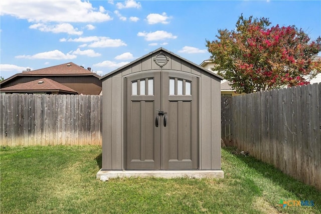 125 Big Timber Dr, Temple, TX 76502 - view of shed with a fenced backyard