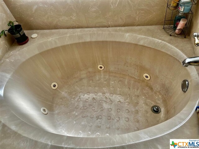 4305 Foster Ln, Killeen, TX 76549 - bathroom view of a tub with jets