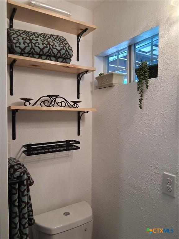 1837 Colleen Dr, Canyon Lake, TX 78133 - bathroom with toilet