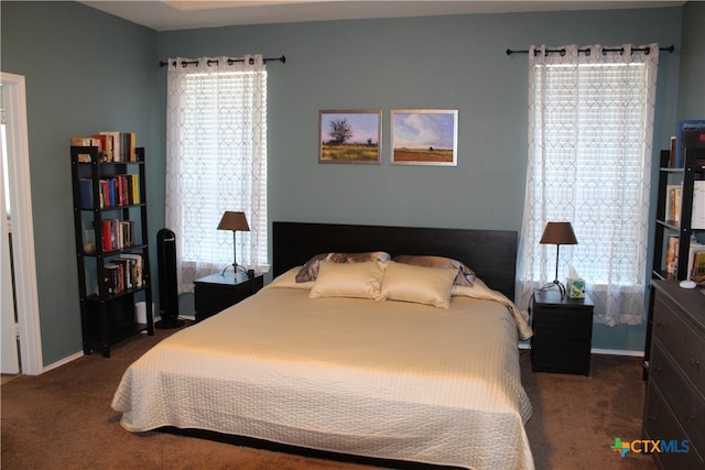 view of carpeted bedroom