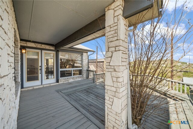 831 Hill Top Dr, Canyon Lake, TX 78133 - photo 2