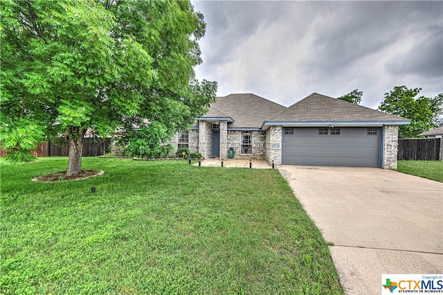 view of front of home with a front lawn