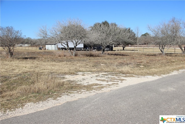 Listing photo 2 for 3 Kothmann Rd, La Vernia TX 78121