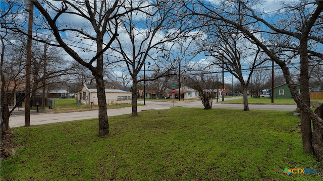 Listing photo 3 for 103 W Torrey St, New Braunfels TX 78130