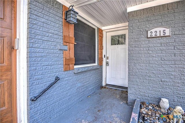 single story home featuring driveway and fence