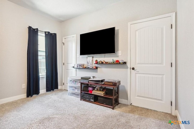 7516 Hardin Dr, Temple, TX 76502 - carpeted bedroom with baseboards