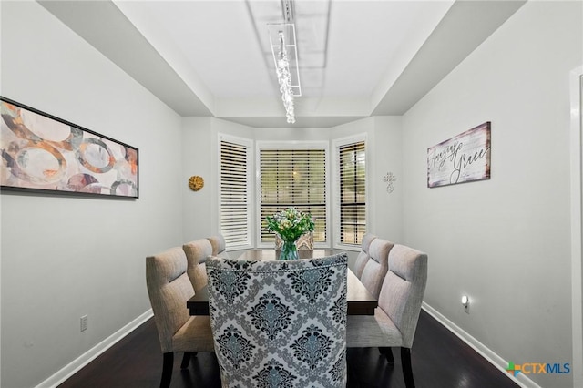 504 Masters Dr, Victoria, TX 77904 - dining area featuring wood finished floors and baseboards