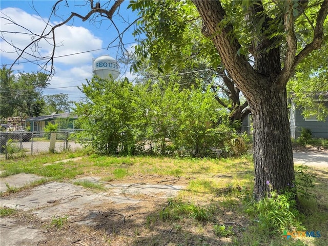 729 Schuessler St, Seguin, TX 78155