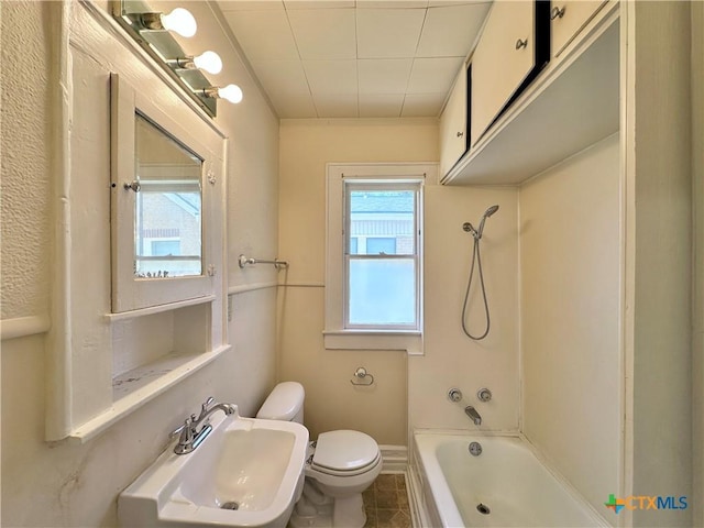 1015 N 3rd St, Temple, TX 76501 - full bath with  shower combination and tile patterned floors