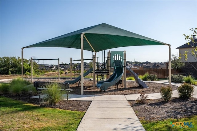 2512 Corradino St, Harker Heights, TX 76548 - community jungle gym with fence