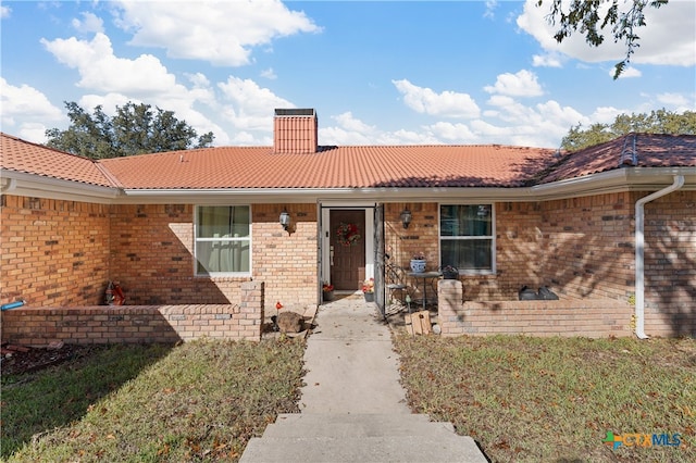 view of front of property