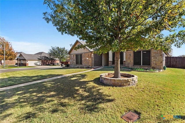 view of front of house with a front lawn