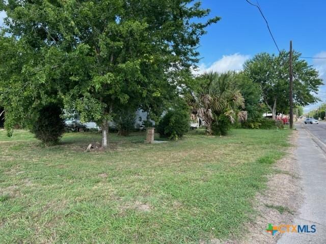 1413 E Juan Linn St, Victoria TX, 77901 land for sale