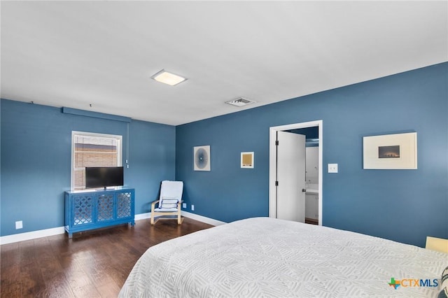 2506 Bon Aire Ave, Victoria, TX 77901 - bedroom with wood finished floors and baseboards