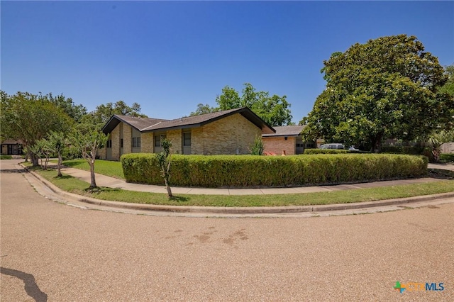 2506 Bon Aire Ave, Victoria, TX 77901 - view of front of property with brick siding