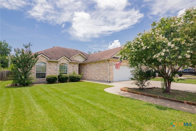 306 Green Gable Dr, Victoria, TX 77904 - photo 1