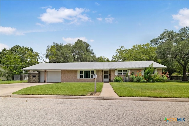 508 W Johnson St, Cuero, TX 77954