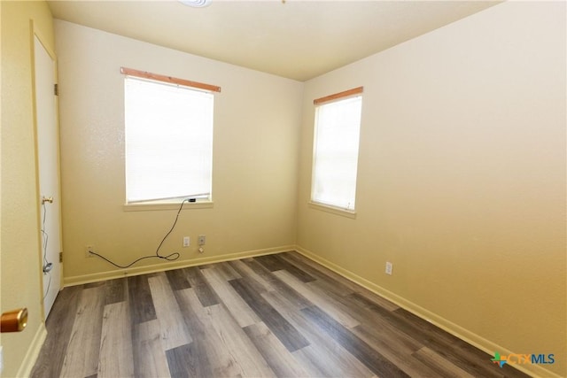 3003 Zephyr Rd, Killeen, TX 76543 - empty room featuring wood finished floors and baseboards