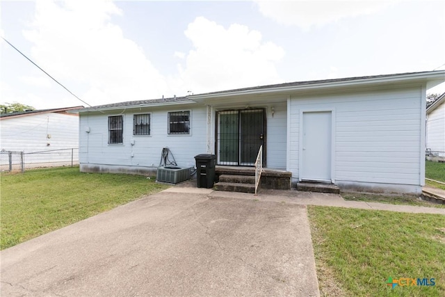 3003 Zephyr Rd, Killeen, TX 76543 - rear view of house featuring entry steps and a patio area