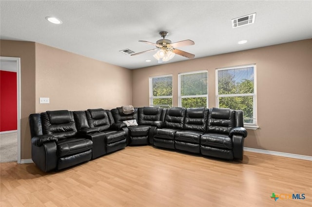 2123 Grizzly Trl, Harker Heights, TX 76548 - living area with a ceiling fan, light wood finished floors, and recessed lighting