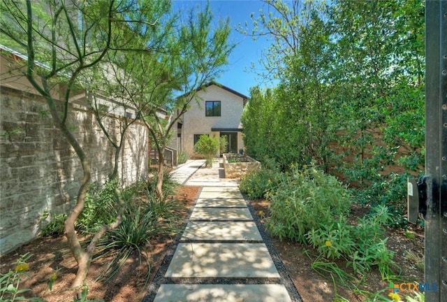 2309 S 4th St, Austin, TX 78704 - photo 4
