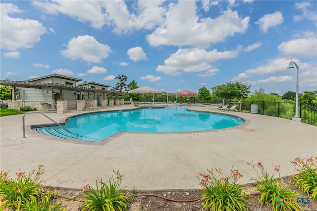3130 Wigeon Way, Copperas Cove, TX 76522 - community pool with a patio