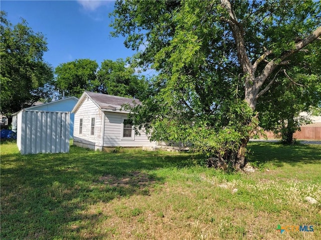 205 Hill St, Copperas Cove, TX 76522 - view of green lawn
