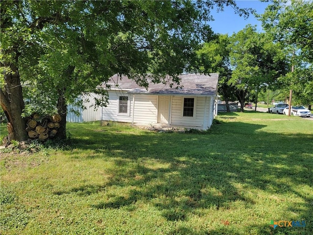 205 Hill St, Copperas Cove, TX 76522 - view of grassy yard