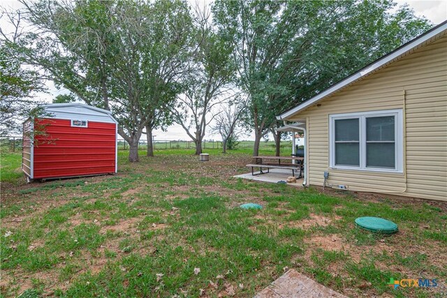 160 Tanglewood Dr, Seguin, TX 78155 - view of green lawn