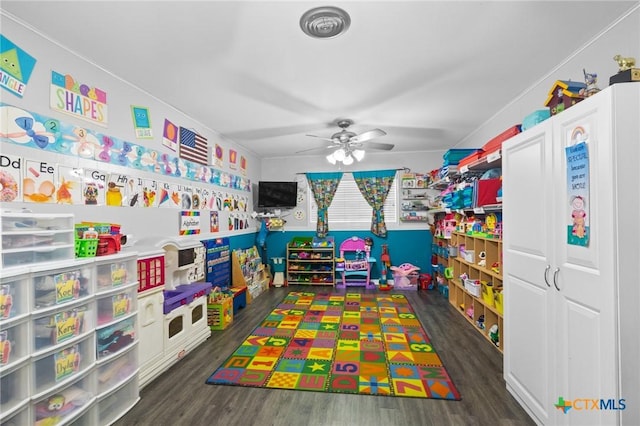 4811 Lilac Ln, Victoria, TX 77904 - recreation room with a ceiling fan and wood finished floors