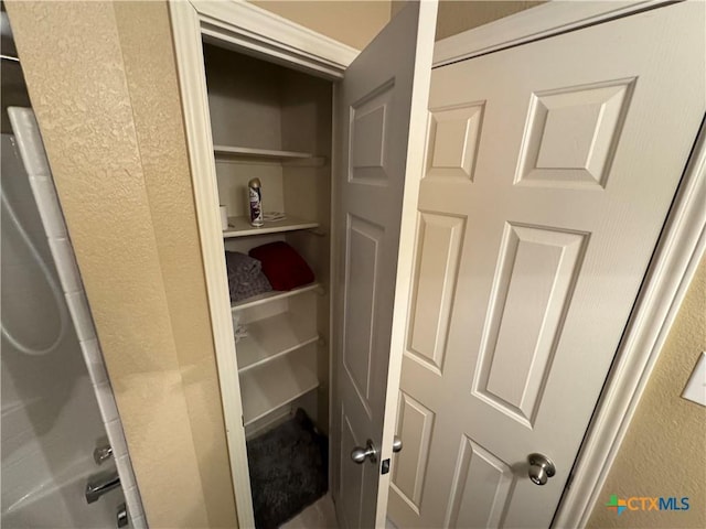 2202 Napier Dr, Killeen, TX 76542 - view of closet