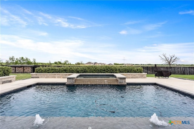 809 Reston Rd, Temple, TX 76502 - view of pool with an in-ground hot tub and a patio area