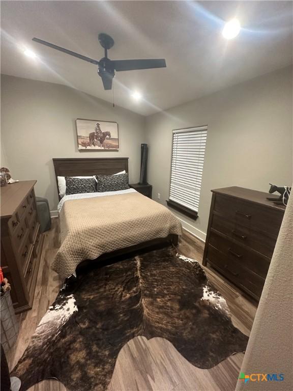 209 S 4th St, Stockdale, TX 78160 - photo 6