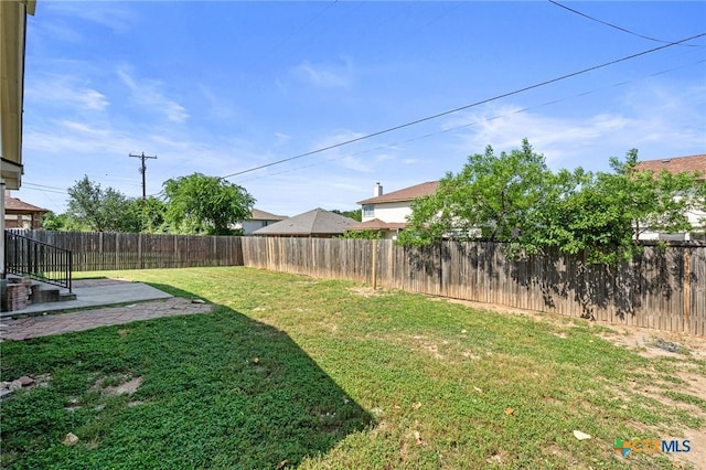 6902 Golden Oak Ln, Killeen, TX 76542 - view of yard with a patio area