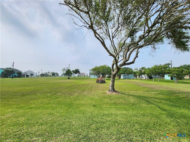 Listing photo 2 for LOT643-644 Swallow Dr, Palacios TX 77465