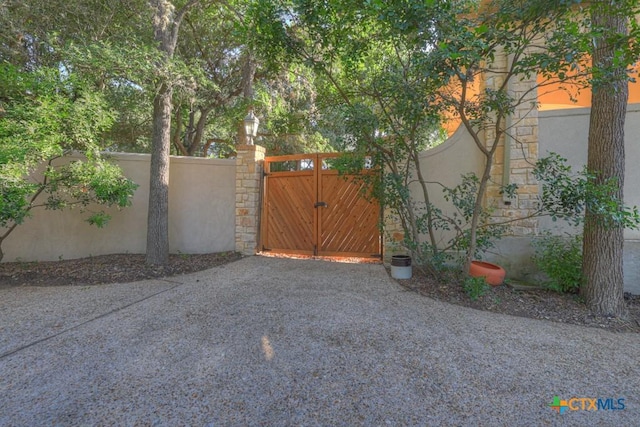gate with fence