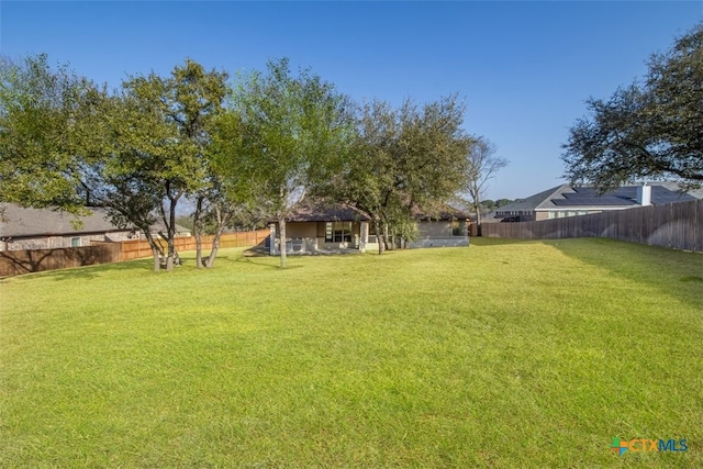 4012 Turning Leaf Dr, Nolanville, TX 76559 - view of yard
