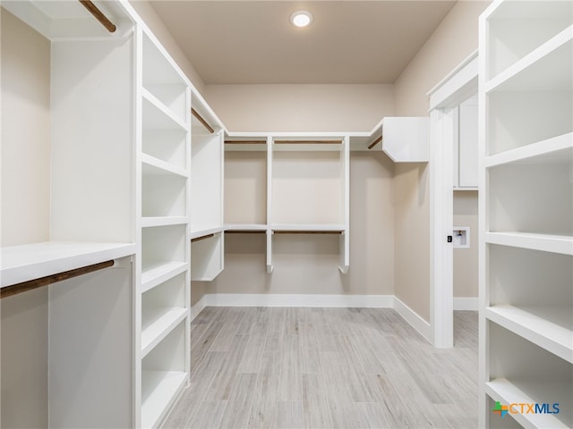 101 Dawna Len Dr, Burnet, TX 78611 - spacious closet featuring light wood-style floors