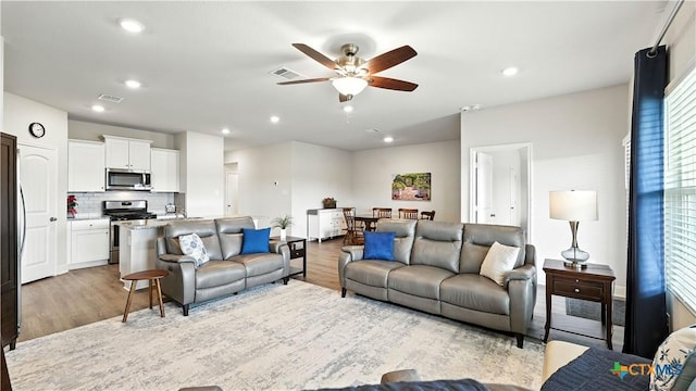 1301 Parkwood, Seguin, TX 78155 - photo 7