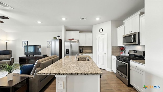 1301 Parkwood, Seguin, TX 78155 - photo 15