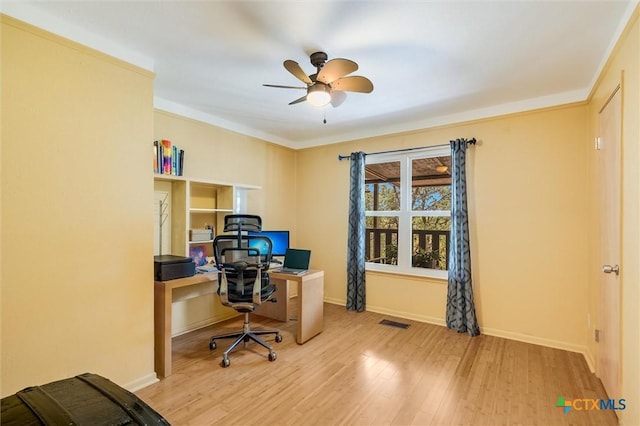 123 E Sierra Cir, San Marcos, TX 78666 - home office featuring wood finished floors, ceiling fan, and crown molding