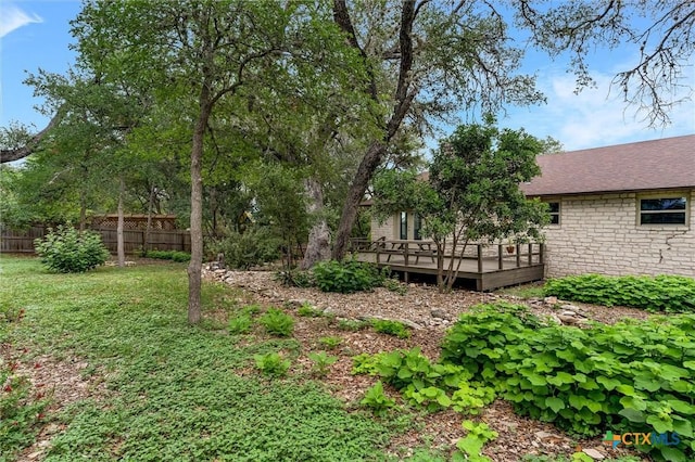123 E Sierra Cir, San Marcos, TX 78666 - view of yard featuring a wooden deck