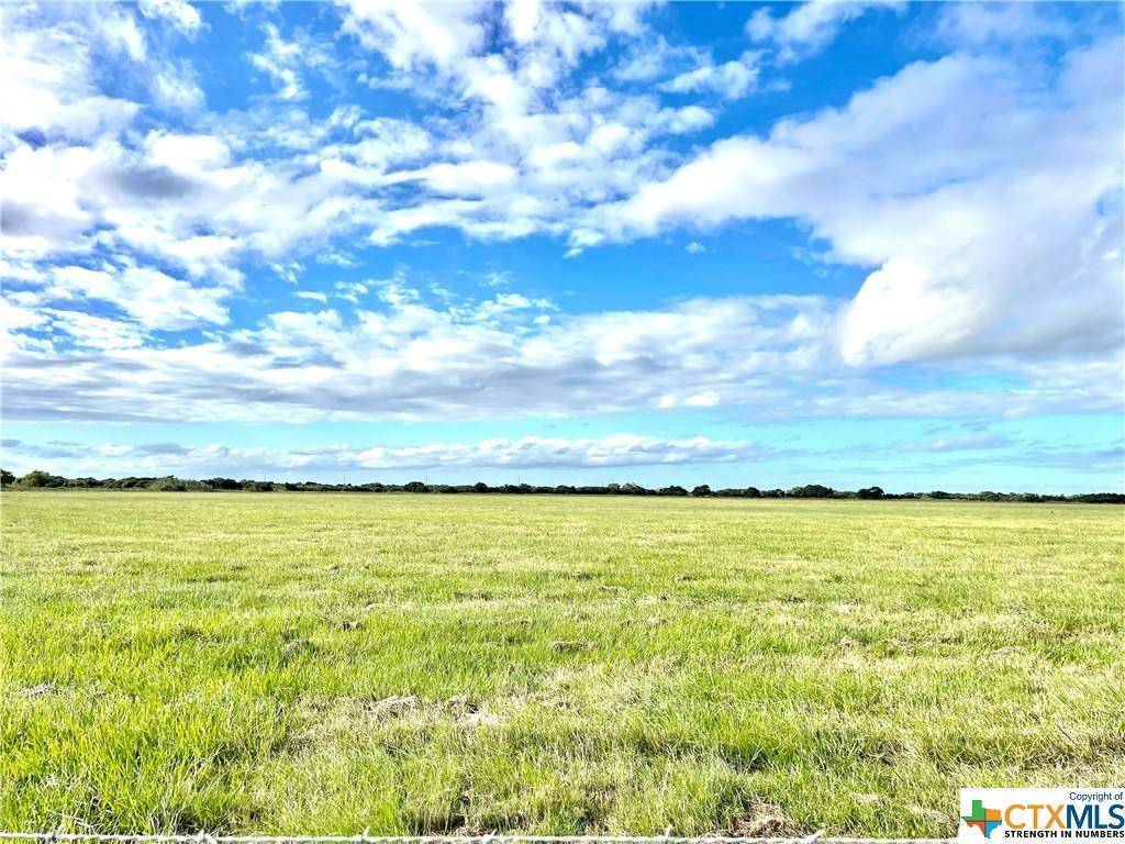 6 Mack Hale Rd, Seadrift, TX 77983