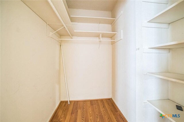 9709 Meadowheath Dr, Austin, TX 78729 - photo 18