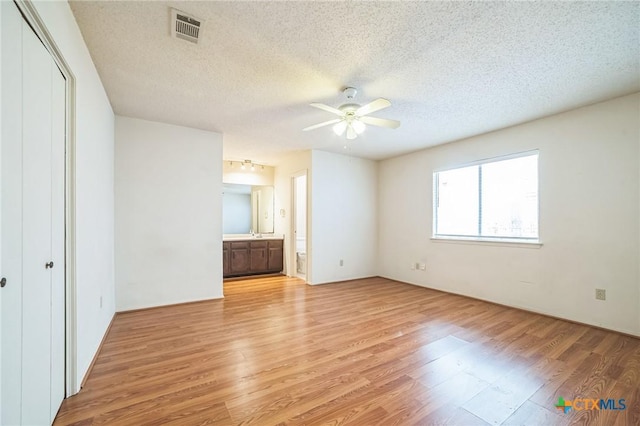 9709 Meadowheath Dr, Austin, TX 78729 - photo 12