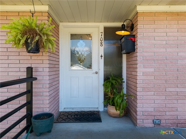 view of property entrance