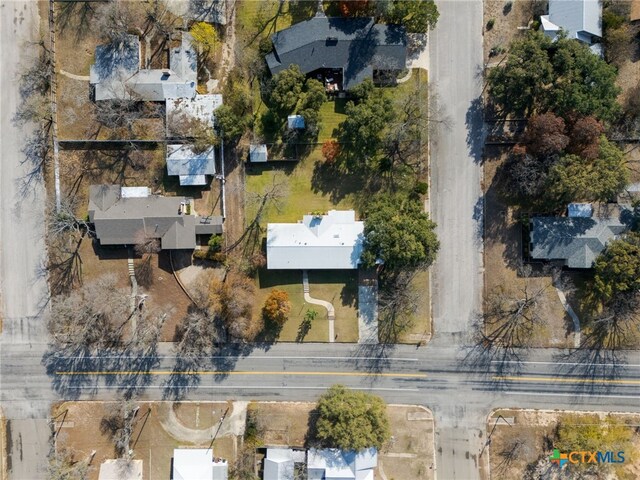 708 W N Ave, Lampasas, TX 76550 - photo 33