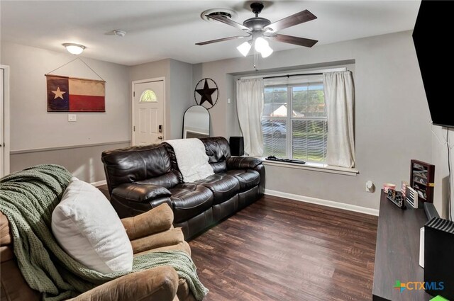 1808 Mission Dr, Victoria, TX 77901 - living area with ceiling fan, baseboards, and wood finished floors