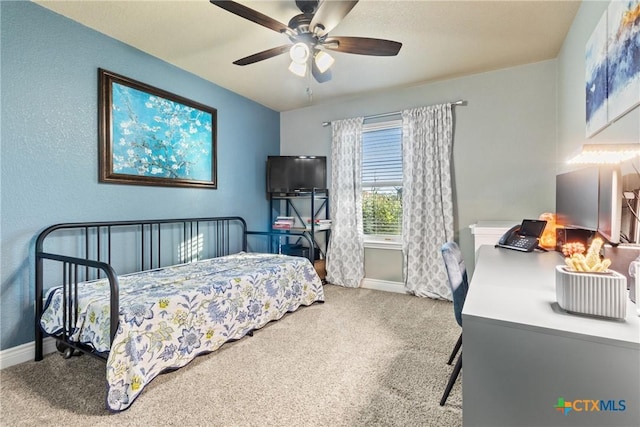 bedroom featuring carpet and ceiling fan