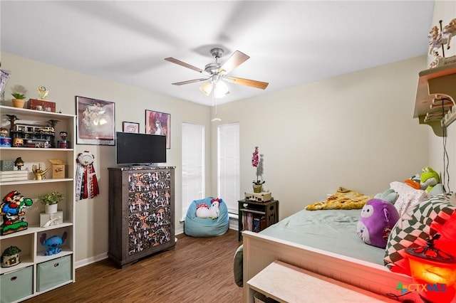 216 Ridge Dr, Victoria, TX 77904 - bedroom with wood finished floors and a ceiling fan